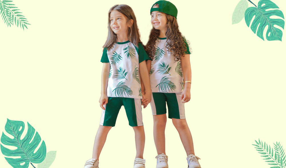 ترکیب رنگ سبز و سفید لباس بچگانه